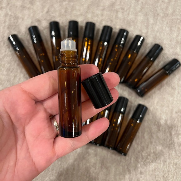 17 Empty 10ml essential oil amber roller bottles - Picture 3 of 8